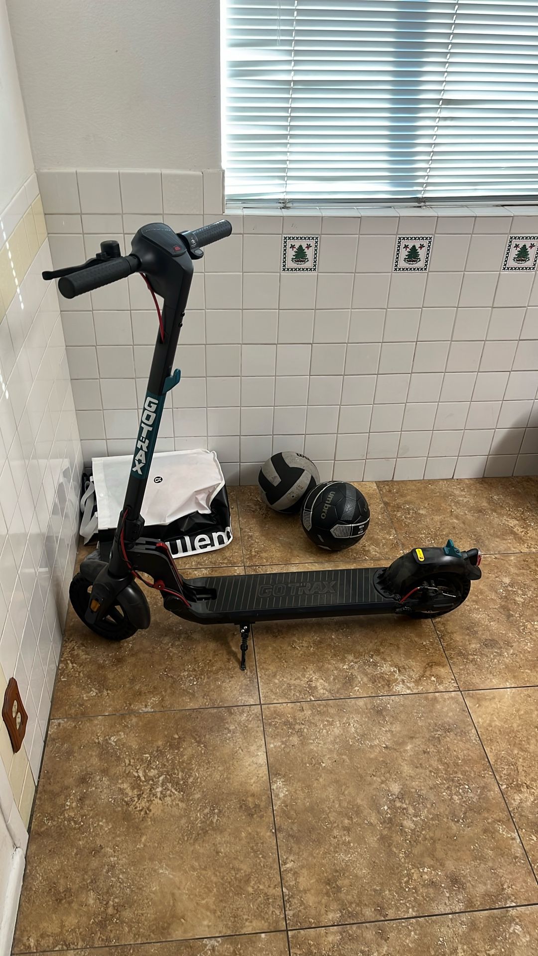 Electric scooter