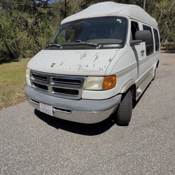 Dodge Ram Van 1500