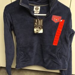 Capitals: men medium sweater