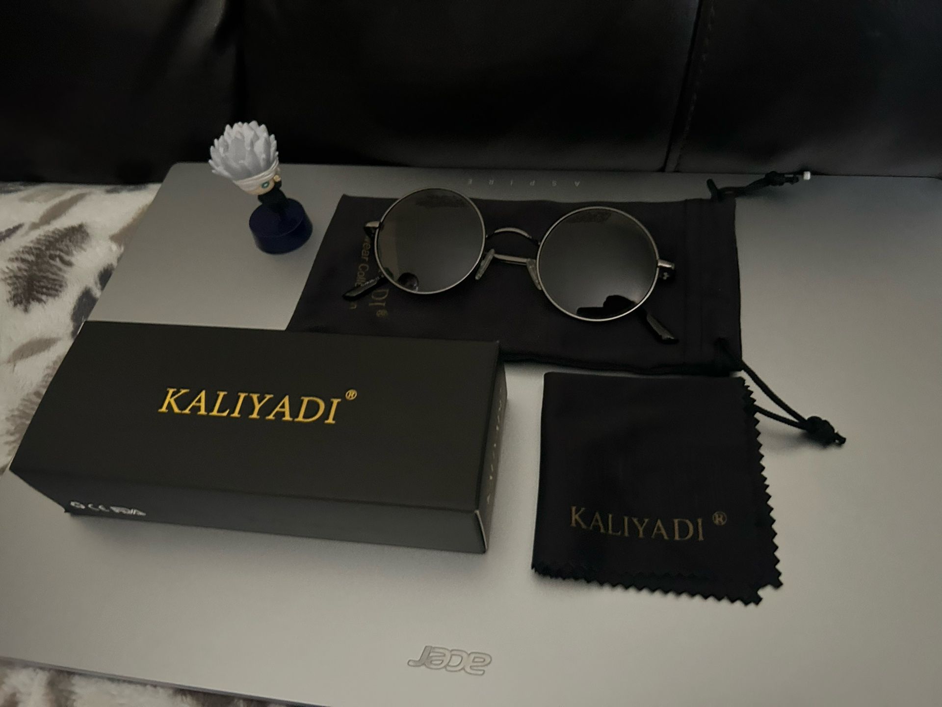 Gojo Cosplay Glasses With Figurine