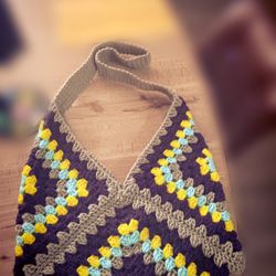 Handmade Womens Crocheted Bag/Tote