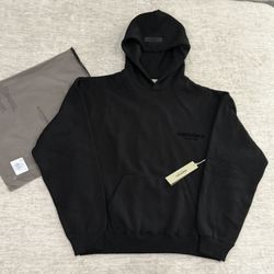 Essential Hoodie 