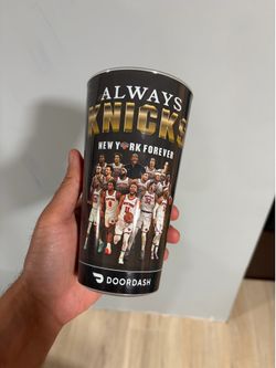 Knicks NBA FINALS cups