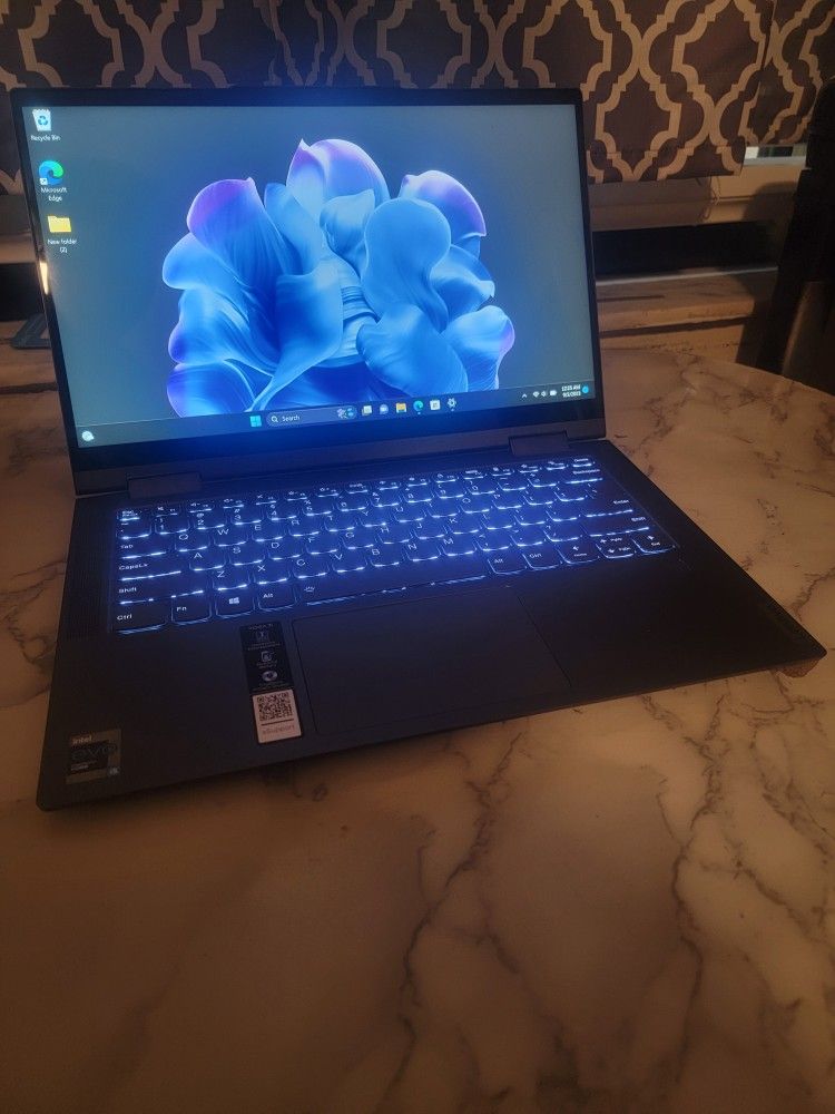 Lenovo Yoga 7i 14 Laptop 😃2 in 1🙃Fast i5Evo 512GB M.2 SSD  ( 2021 )