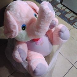 Large Jumbo Novelty Amusement Park Vintage Stuffed Animals 