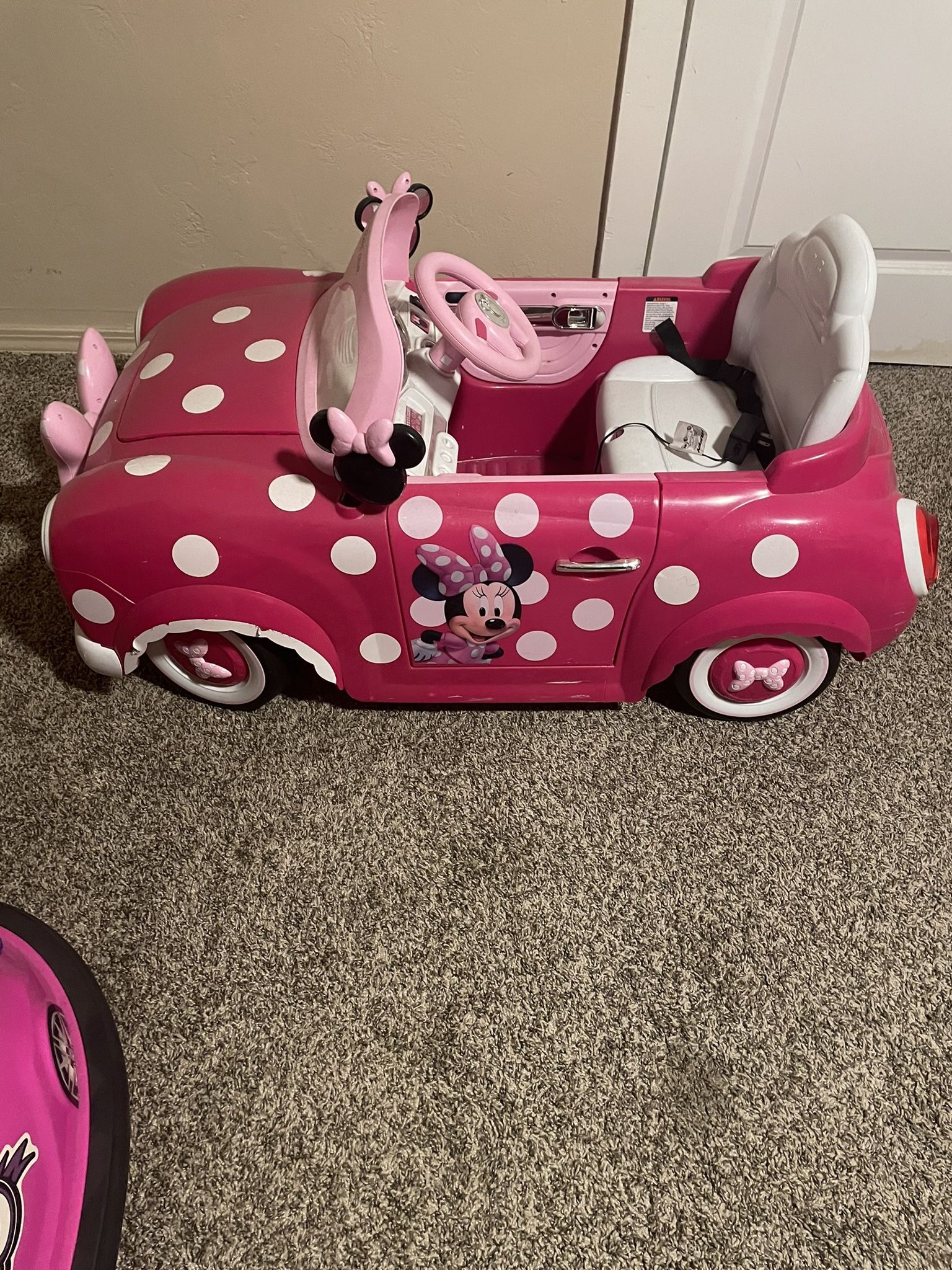 Minnie Mouse Car