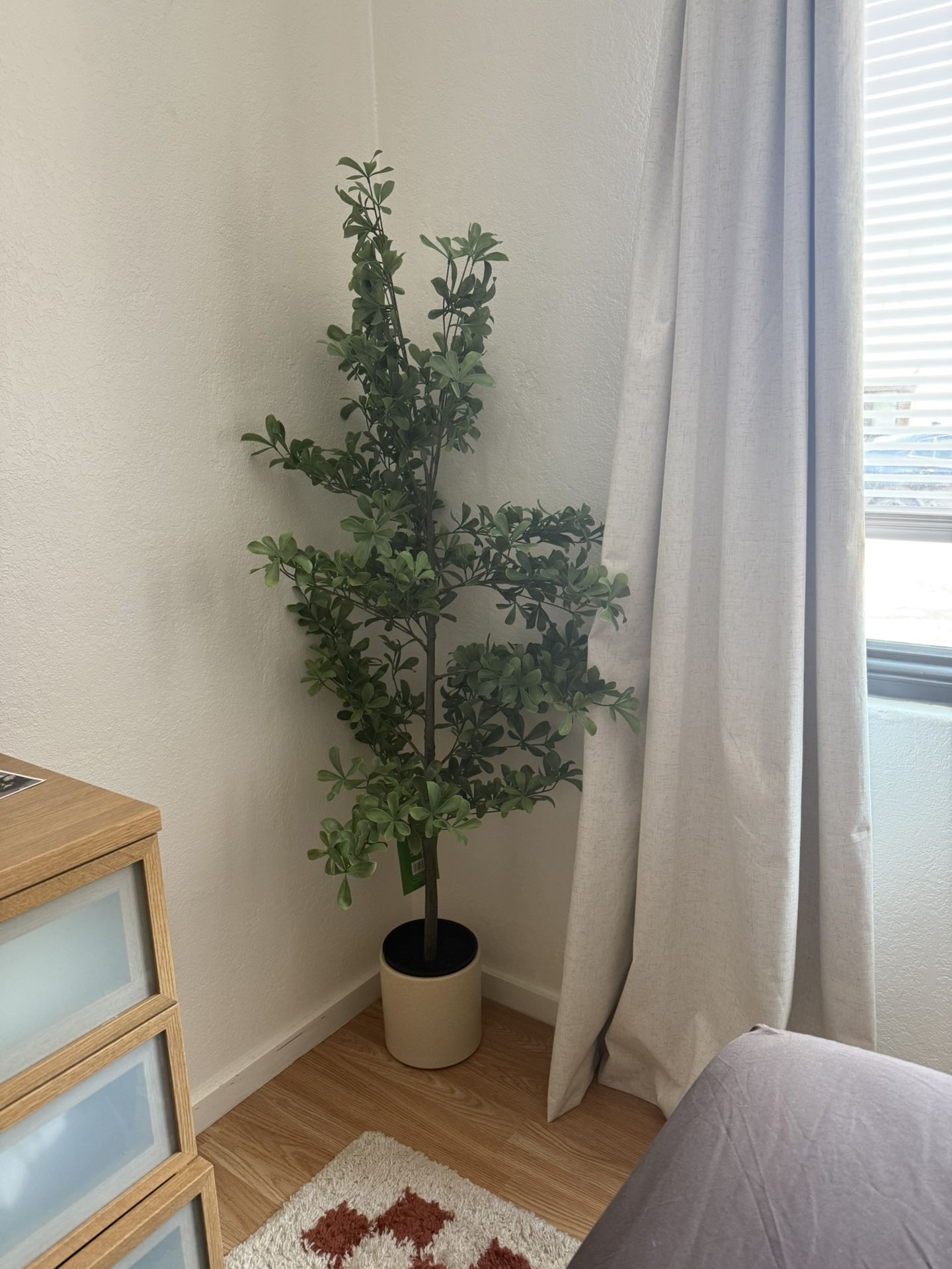 Fake Plant / Tree