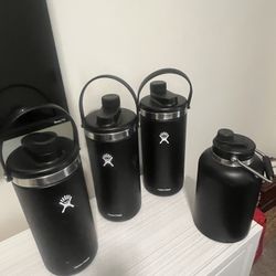 Hydro Flask 4-Gallon Insulated Water Jugs – Black