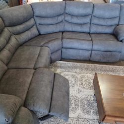 [OM] 🟪 Only $45 initial then take it home 🏡 Brand New  Partymate Reclining Sectional 