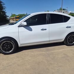2014 Nissan Versa