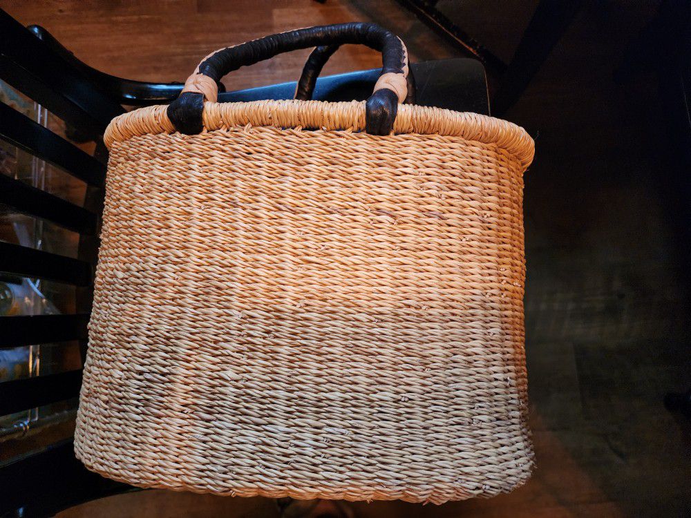 Sturdy Basket With Handles