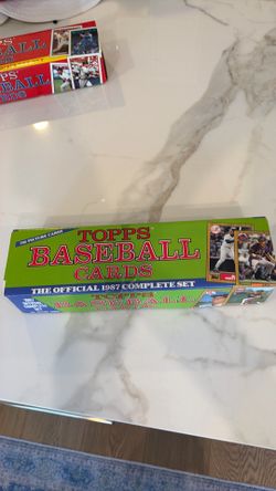 1987 complete set of Topps Baseball cards