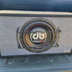 WDX12-1BC WDX subwoofer bass crate Enclosure excellent condition sounds excellent 1500-watts 1ohm