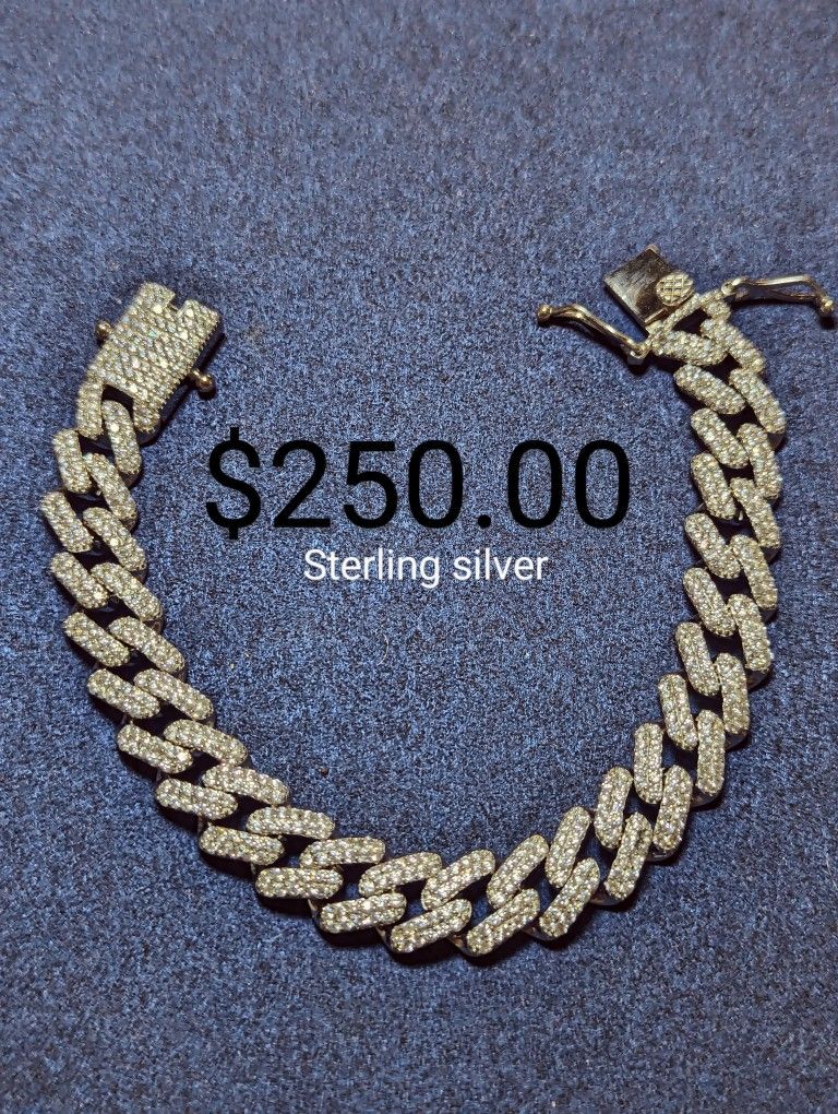 Cuban Link Bracelet... C.Z. 925 Silver