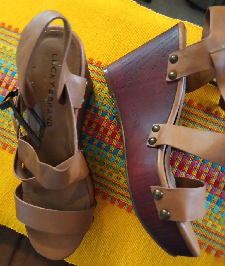 Women's Wedge Heel Size 6
