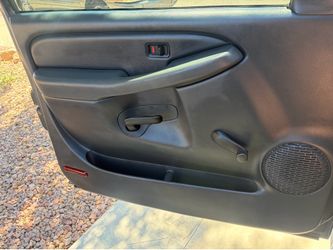 99-06 GM Silverado Sierra base model work truck with manual windows and locks factory OEM