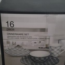 Dinnerware Set