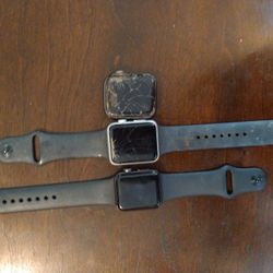 Apple iWatch 7000 Series,.  Series 3 And 4 . All Of Them Charge And Work. All Have Pin Codes