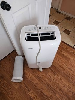 AC PORTABLE TOSHIBA 6000 BTU 260 sq ft Ideal HOSE,WINDOW COVER IS TOUCH SCREEN WORKS GREAT YOU CAN TEST IT BEFORE PURCHASE FOR ANY QUESTION TEXT ME PL