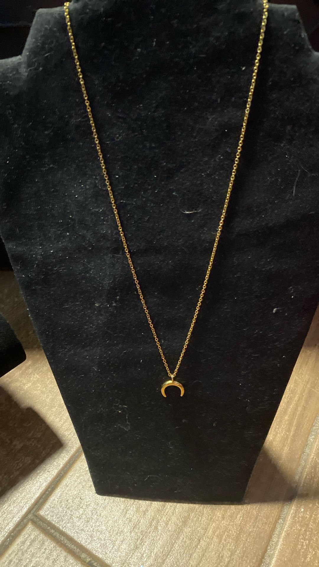 Gold Necklace 