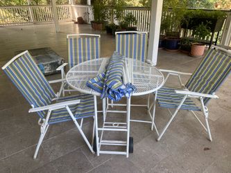 Patio set table and 4 chairs