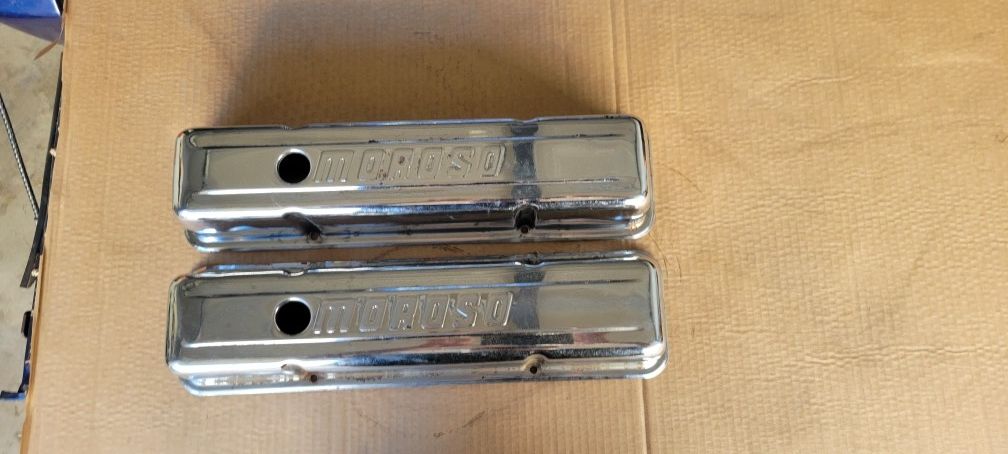 SBC Moroso Valve Cover Chevy 350 $140 OBO