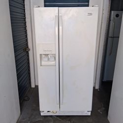Fridge In Working Condition Delivery Available Two Months Warranty Fridge And Freezer Work Exellent Exep Icemaker Doesn't Work 