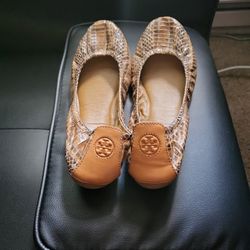 TORY BURCH FLATS Size:8.5M