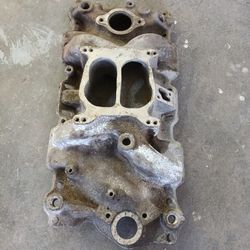 CHEVY SB ALUMINUM  INTAKE !! 60$