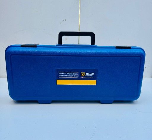 Yellow Jacket AccuProbe UV Leak Detector with Solid Electrolyte Sensor