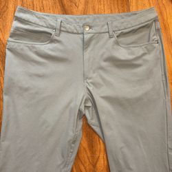 Lululemon ABC Classic Fit Pants Men’s Size 36x33 Green 