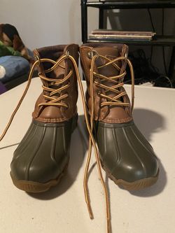 Boys sperry boots size 1