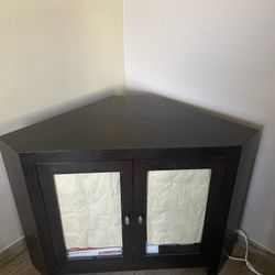Corner T V Stand 