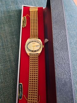 Men's watch.   Benrus
