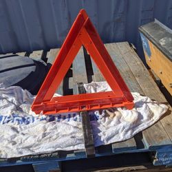 Roadside emergency reflector