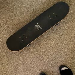 Skateboard 