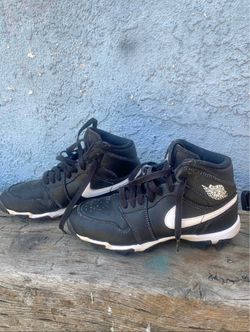 Nike air Jordan baseball cleats