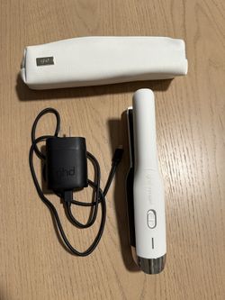 GHD Unplugged Cordless Hair Straightener – White (With Charger & Heat-Resistant Bag) 