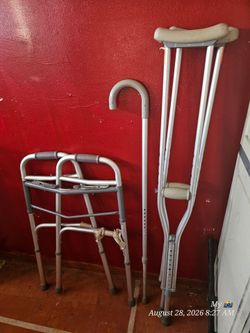 Pair of Adjustable Aluminum Underarm Crutches Walker and cane.