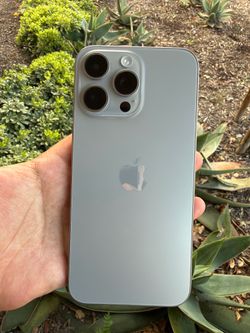 iPhone 15 Pro Max Unlocked