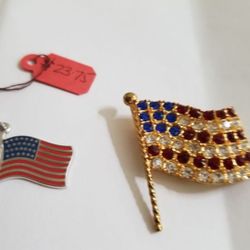 Flag pin and pendant