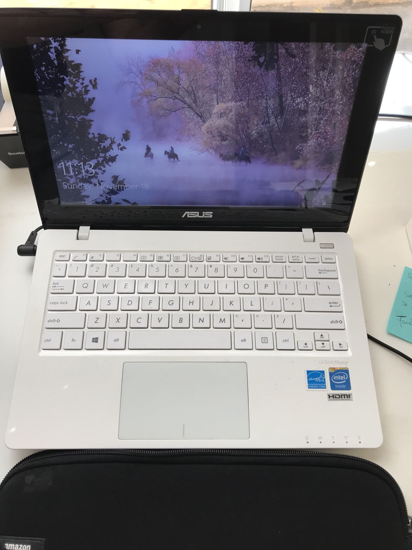 Notebook PC Asus X200M 11.6” touchscreen + cover