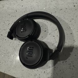 JBL HEADPHONES