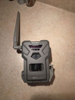 SpyPoint FLEX Cellular Trail Camera