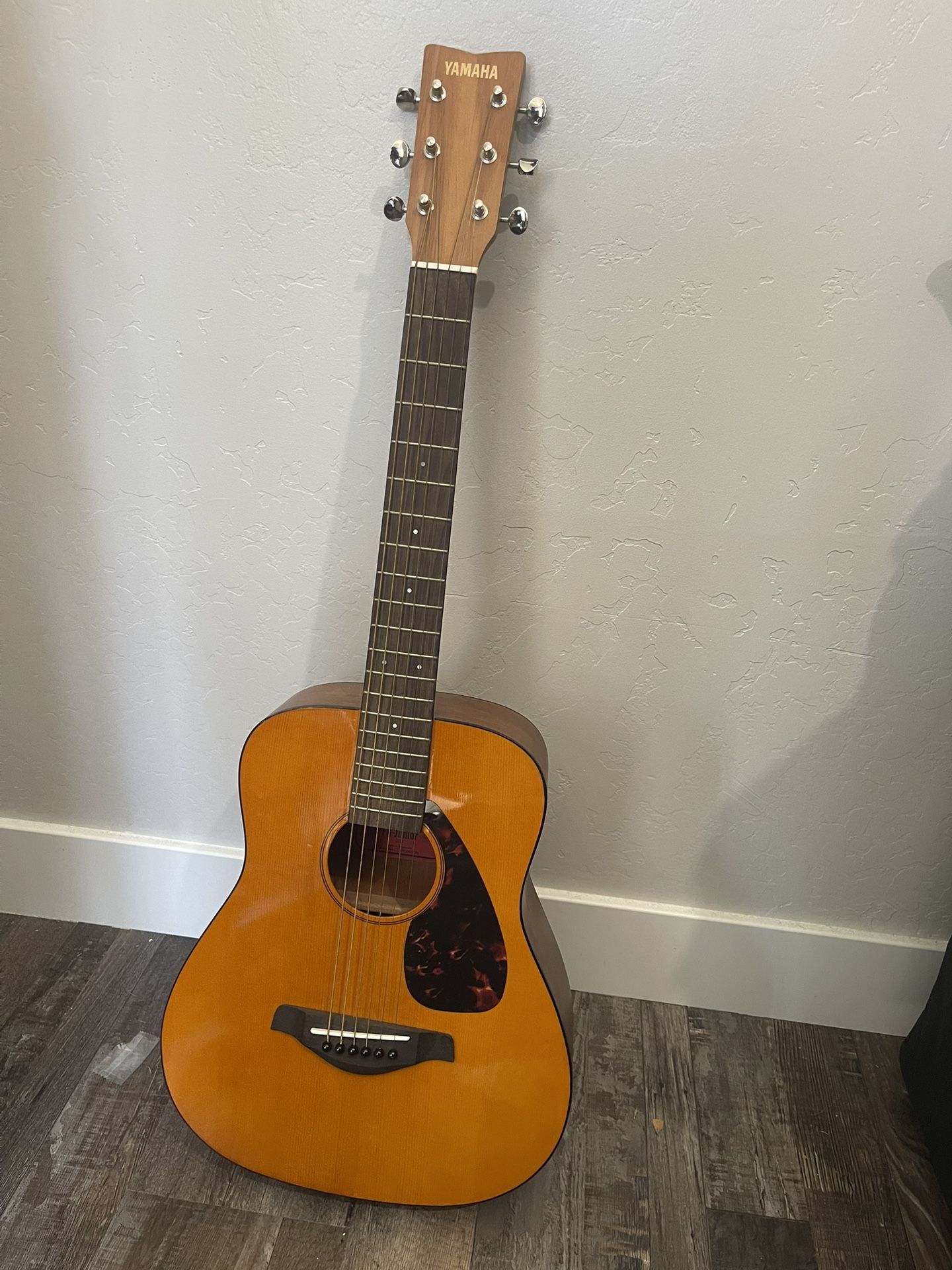 Yamaha Guitar Jr