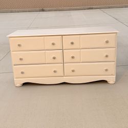 Dresser with Drawers