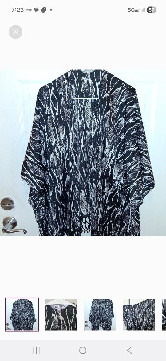 Jennifer Lopez Shawl L/XL