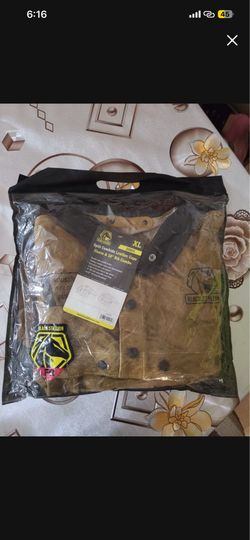 Leather Cape Sleeve & 20” Bib Combo NEW $100 obo must pick up