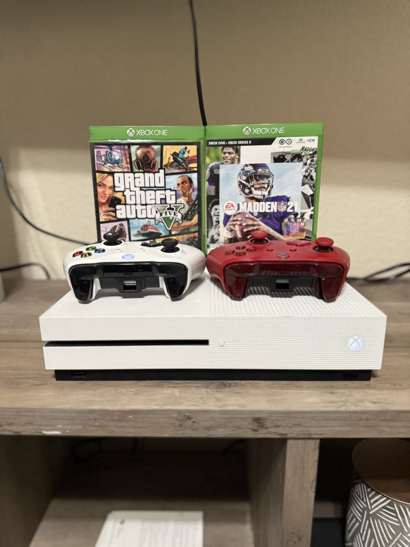 Xbox One S