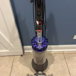 Dyson Vacuum 